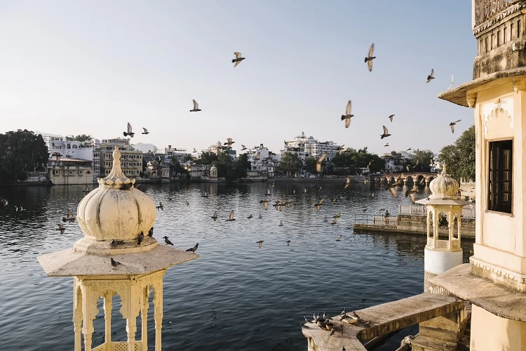 Top 10 Famous Tourist Places to Visit in Udaipur