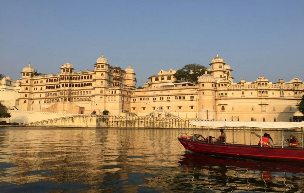 Udaipur Highlights: A Travel Guide to Rajasthan’s Romantic City